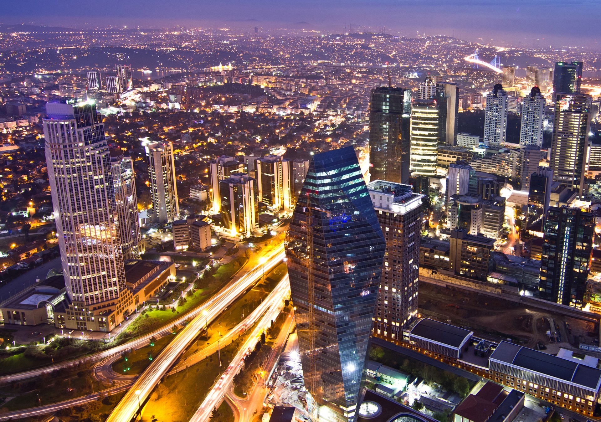 View_of_Levent_financial_district_from_Istanbul_Sapphire